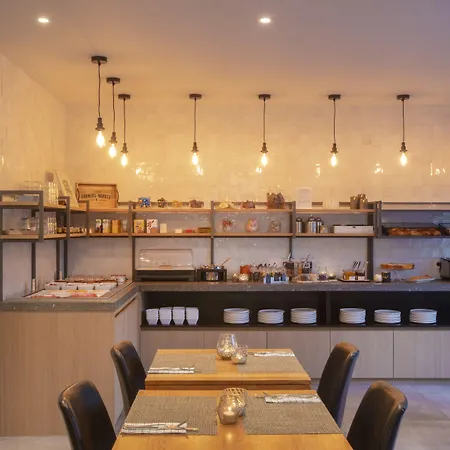 圣波尔旅馆 3* 克诺克－海斯特