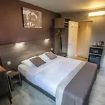 ホテル オーベルジュ サン ポール 3*